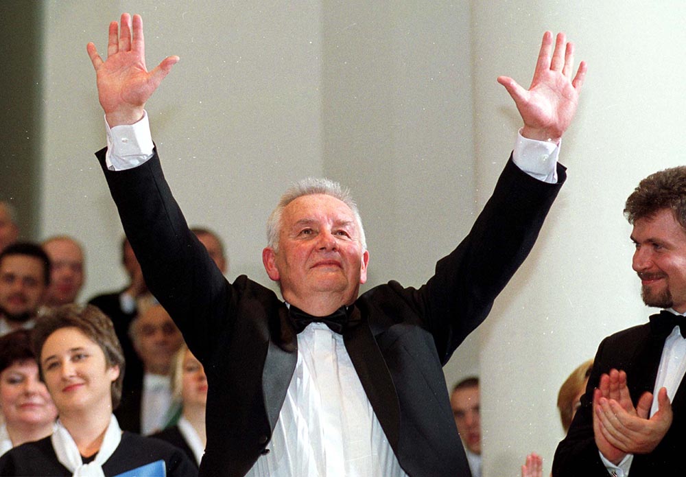 Henryk Mikołaj Górecki, w Filharmonii Krakowskiej, 2000, fot. Jacek Bednarczy/PAP